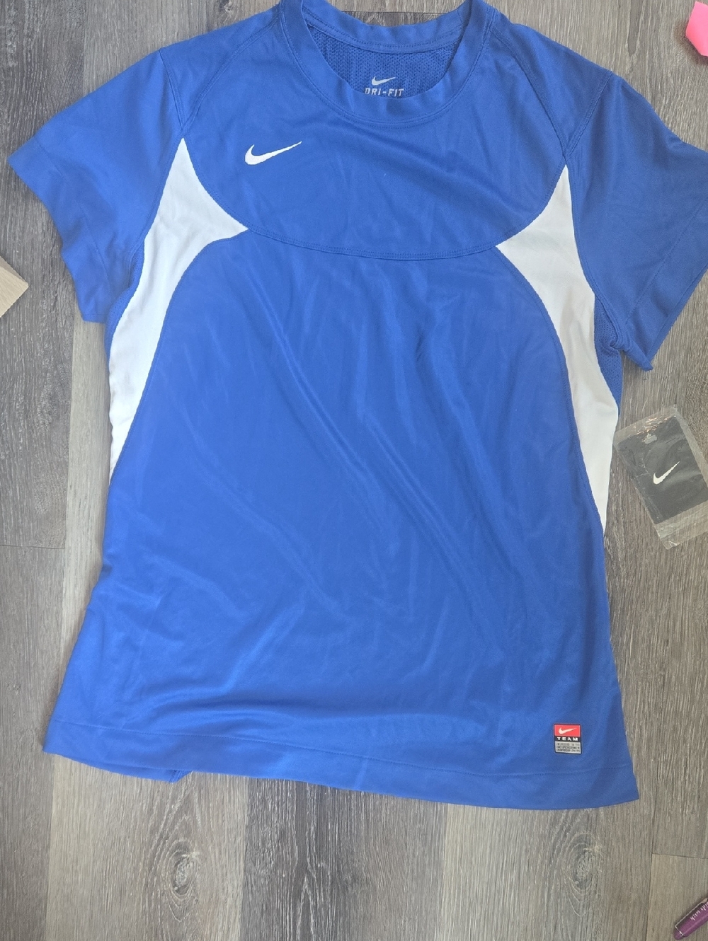 Nike Blue and White Dri-FIT Short Sleeve Athletic Tee Womens Large NWT